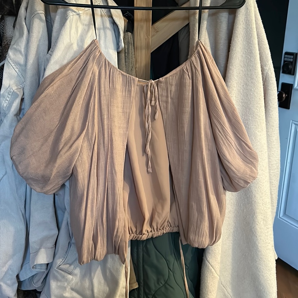 Blust forever 21 crop blouse